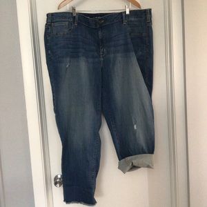 New Lane Bryant straight Ankle Jeans with Raw Edges Size 28R